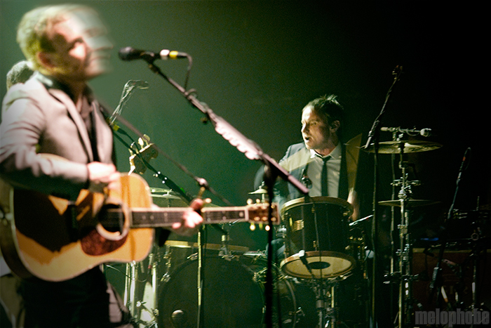 David Gray at Paramount Theatre, November 5, 2009. Photo by Jared Froiland and Katie Lomax.