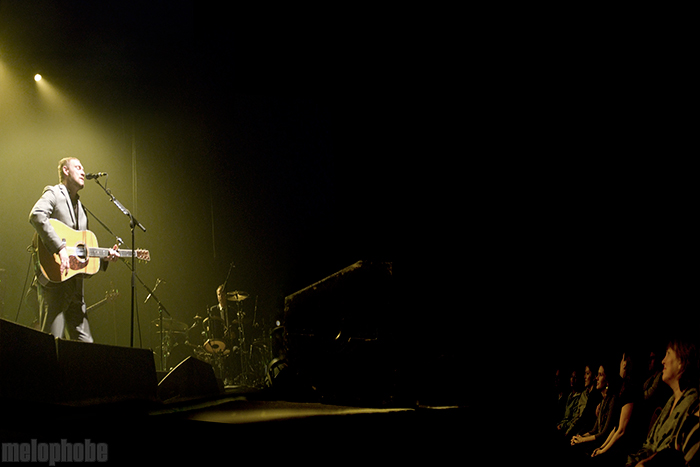 David Gray at Paramount Theatre, November 5, 2009. Photo by Jared Froiland and Katie Lomax.