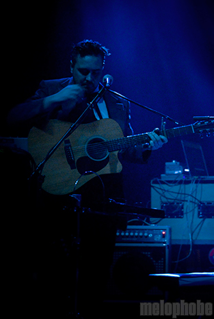 Lisa Hannigan at Paramount Theatre, November 5, 2009. Photo by Jared Froiland and Katie Lomax.