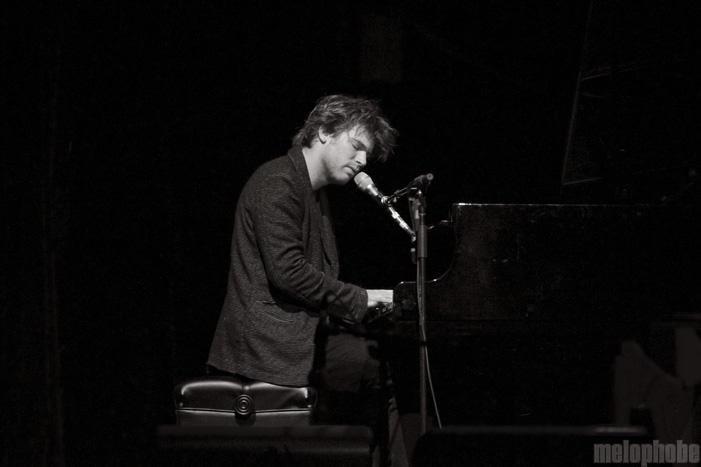 Doveman at Berklee Performance Center, November 6, 2009. Photo by Zoe Bowen.