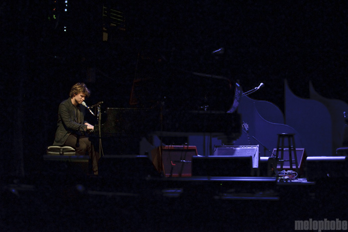 Doveman at Berklee Performance Center, November 6, 2009. Photo by Zoe Bowen.