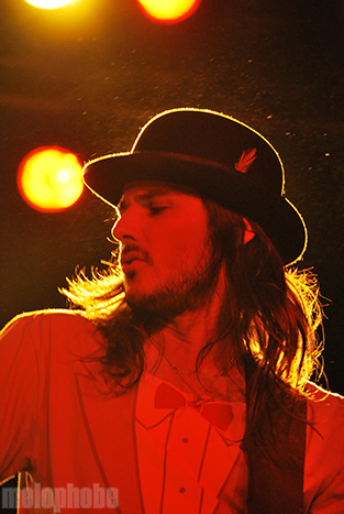thenewno2 at Roseland Theater, November 19, 2009. Photo by Colin McLaughlin.