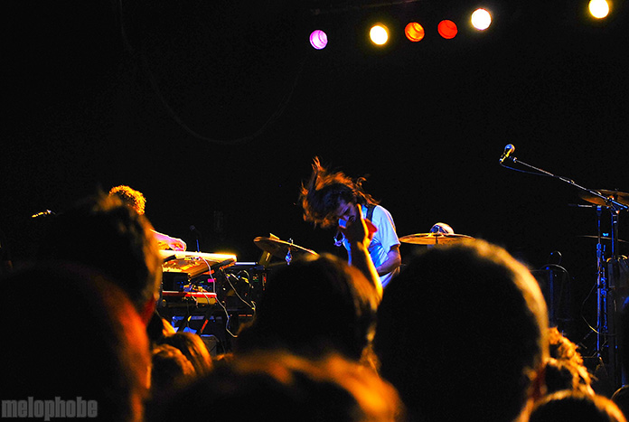 thenewno2 at Roseland Theater, November 19, 2009. Photo by Colin McLaughlin.