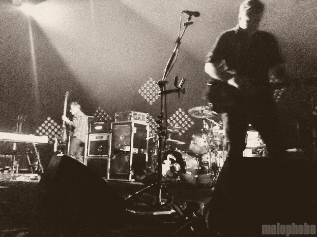Them Crooked Vultures, November 22, 2009