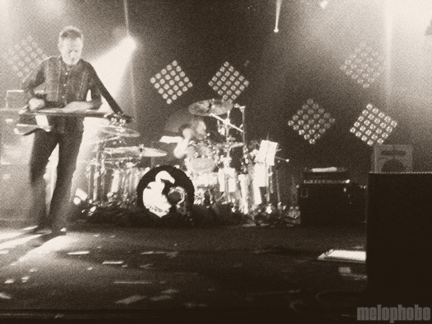 Them Crooked Vultures at Roseland Theater, November 22, 2009. Photo by Nicci Boots.