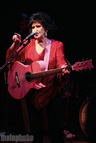 Wanda Jackson at Tractor Tavern, November 27, 2009. Photo by Joe Graziano.