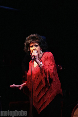 Wanda Jackson at Tractor Tavern, November 27, 2009. Photo by Joe Graziano.