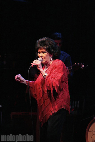 Wanda Jackson at Tractor Tavern, November 27, 2009. Photo by Joe Graziano.