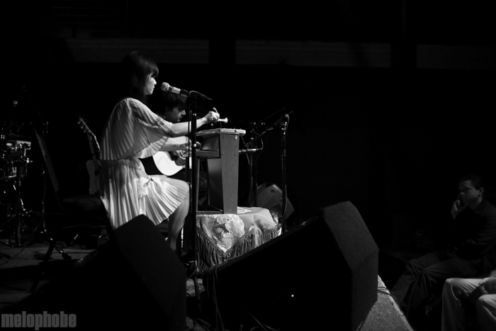 Asobi Seksu at Mississippi Studios, January 19, 2009. Photo by Rodrigo Melgarejo.