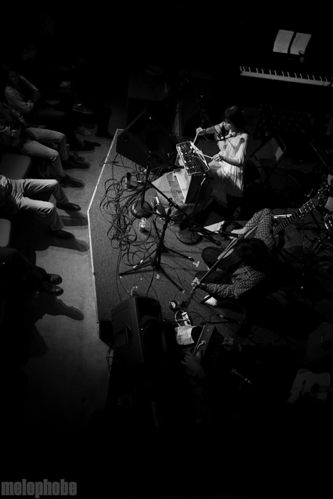 Asobi Seksu at Mississippi Studios, January 19, 2009. Photo by Rodrigo Melgarejo.