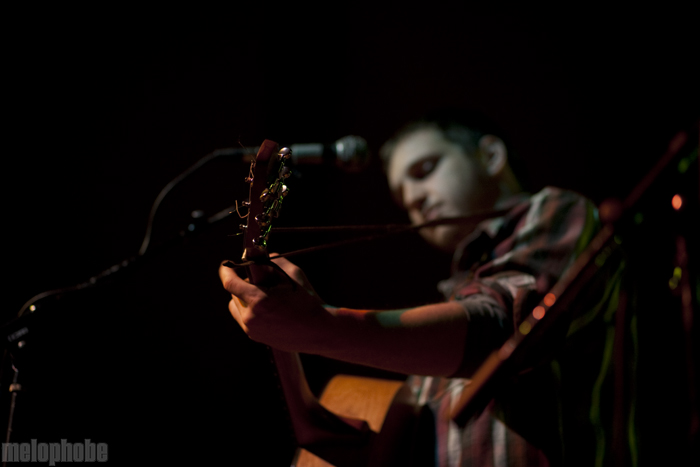 Willy Mason at Mississippi Studios, January 23, 2010. Photo by Rodrigo Melgarejo.