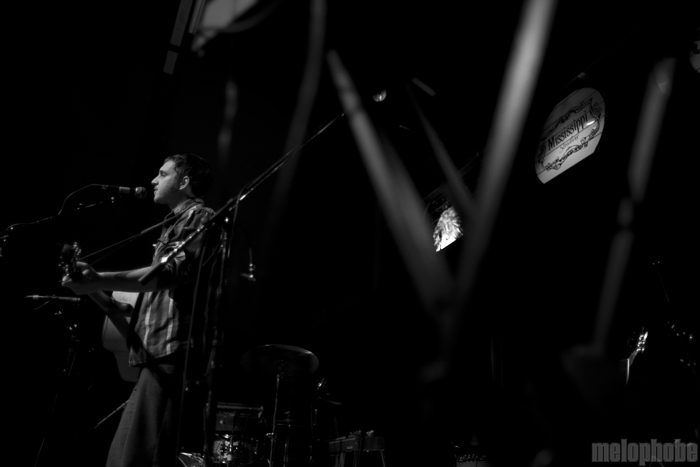 Willy Mason at Mississippi Studios, January 23, 2010. Photo by Rodrigo Melgarejo.