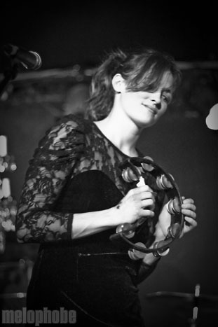 Dawn Landes at Mercury Lounge, January 22, 2010. Photo by Jane Qin.