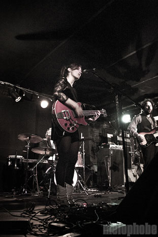 Dawn Landes at Mercury Lounge, January 22, 2010. Photo by Jane Qin.