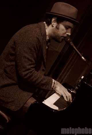 Greg Laswell at Cafe 939, February 23, 2010. Photo by Samantha Bettencourt.