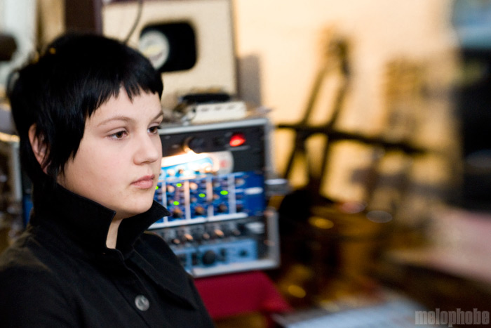 Artist Profile - Kelli Schaefer. Photo by Ian McNeil.