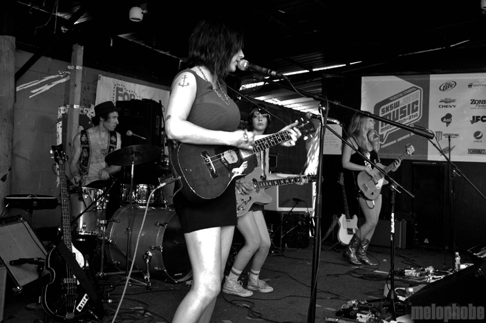 Those Darlins at Red 7, March 17, 2010. Photo by Chris Barth.