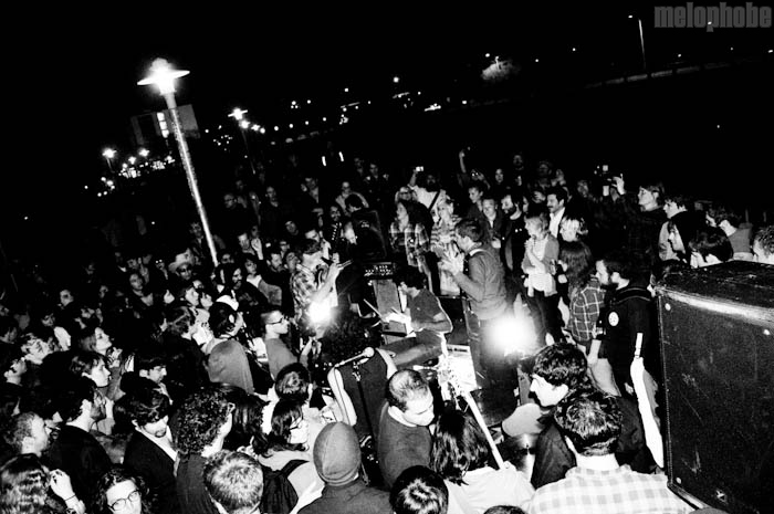 Thee Oh Sees at Lamar Pedestrian Bridge, March 18, 2010. Photo by Chris Barth.