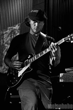 Off The Grid at Nectar Lounge, March 28, 2010. Photo by Nicole Kristek.
