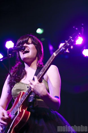 April Smith and the Great Picture Show at Brooklyn Bowl, May 14, 2010. Photo by Jane Qin.