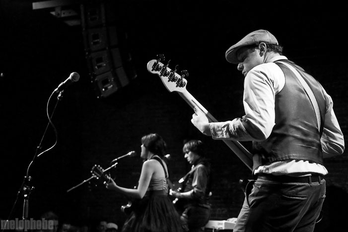 April Smith and the Great Picture Show at Brooklyn Bowl, May 14, 2010. Photo by Jane Qin.