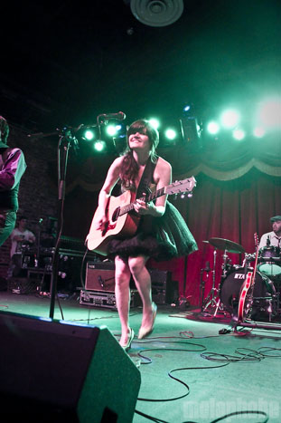 April Smith and the Great Picture Show at Brooklyn Bowl, May 14, 2010. Photo by Jane Qin.