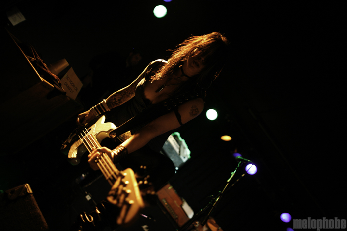 Nashville Pussy at Peter's Room, May 14, 2010. Photo by Rodrigo Melgarejo.