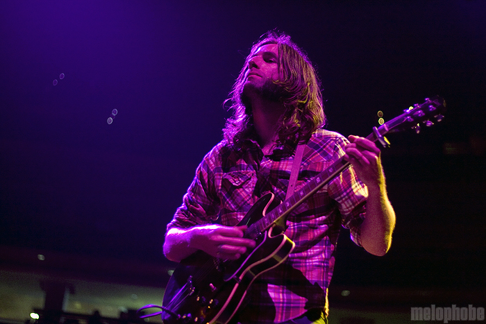 Band of Horses at TD Garden, May 17, 2010. Photo by Ian Doreian and Todd Harrington.