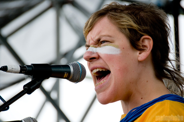 tUnE-yArDs, May 30, 2010. Photo by Ian McNeil.