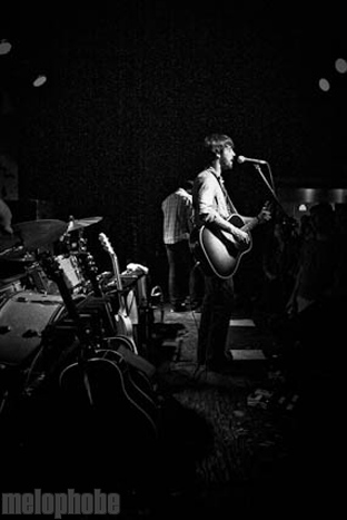 Ryan Bingham at TT the Bear's, June 2, 2010. Photo by Michael Spencer.