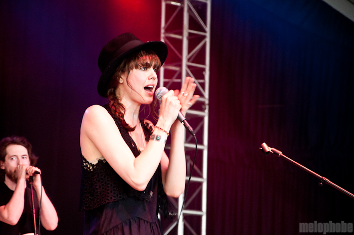 Diane Birch at That Tent, June 10, 2010. Photo by Chris Barth.