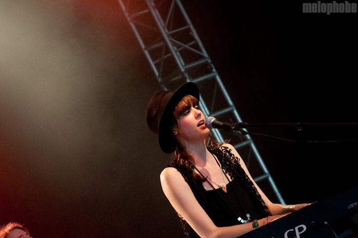 Diane Birch at That Tent, June 10, 2010. Photo by Chris Barth.