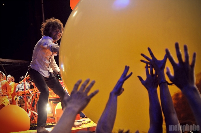 The Flaming Lips at Which Stage, June 11, 2010. Photo by Hayley Kennedy.