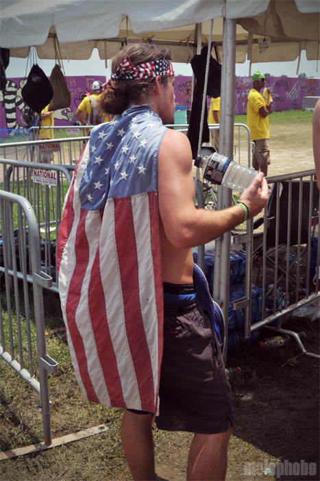 Photo Spectacular! - Bonnaroo 2010, June 10, 2010. Photo by Chris Barth and Hayley Kennedy.
