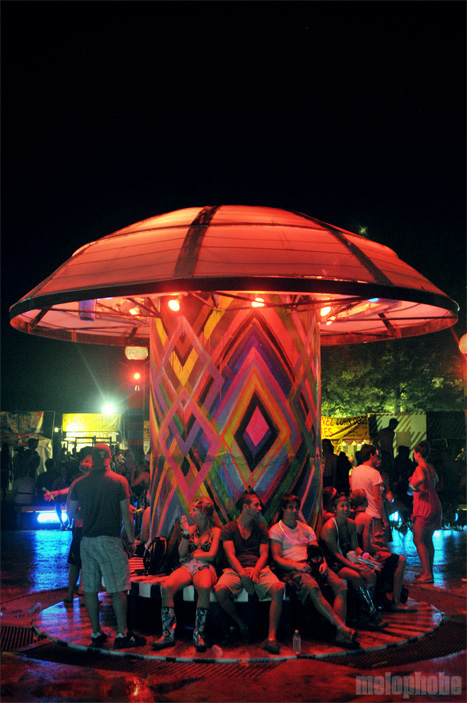 Photo Spectacular! - Bonnaroo 2010, June 10, 2010. Photo by Chris Barth and Hayley Kennedy.