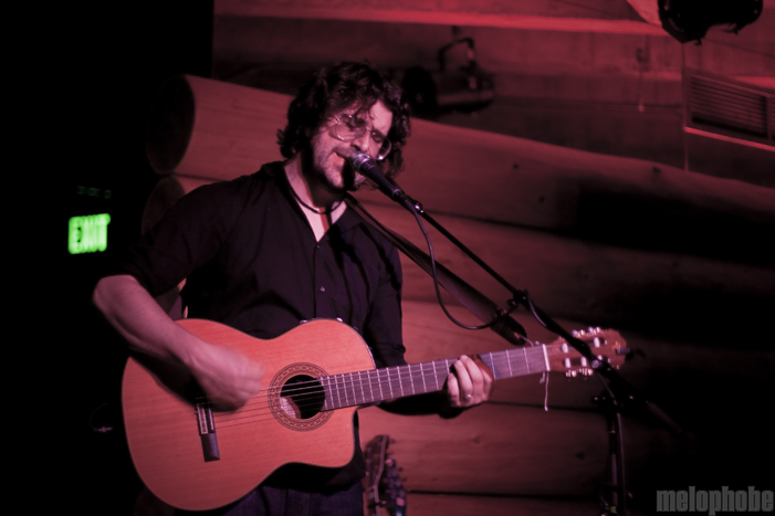 Lou Barlow at Doug Fir Lounge, June 23, 2010. Photo by Lymay Iwasaki.