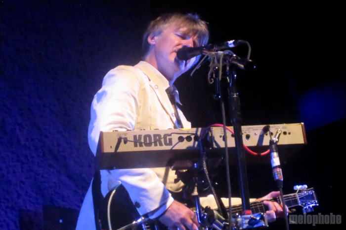 crowded house at House of Blues, July 17, 2010. Photo by Julie Stoller.