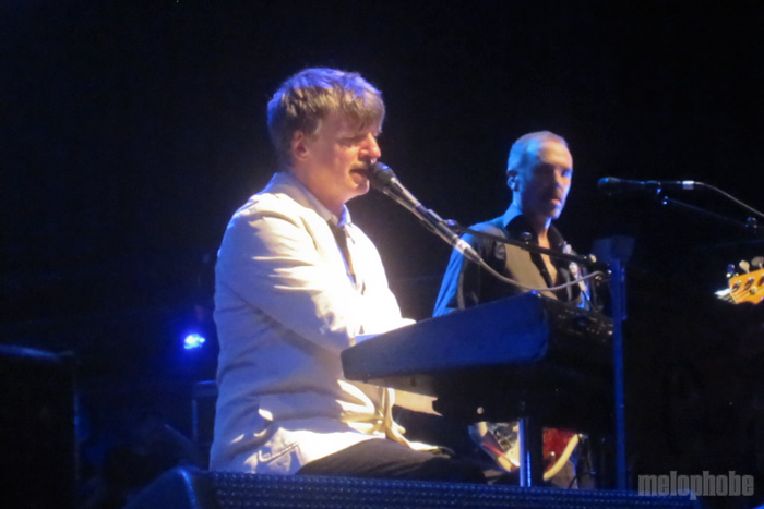 crowded house at House of Blues, July 17, 2010. Photo by Julie Stoller.