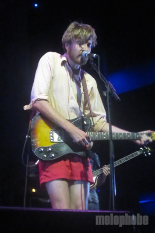 crowded house at House of Blues, July 17, 2010. Photo by Julie Stoller.