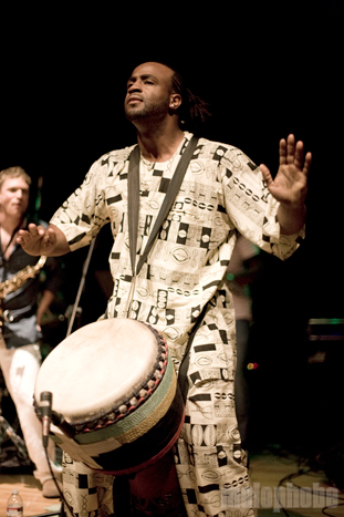 Chiwoniso at Museum of Fine Arts, July 21, 2010. Photo by Steve Benoit.