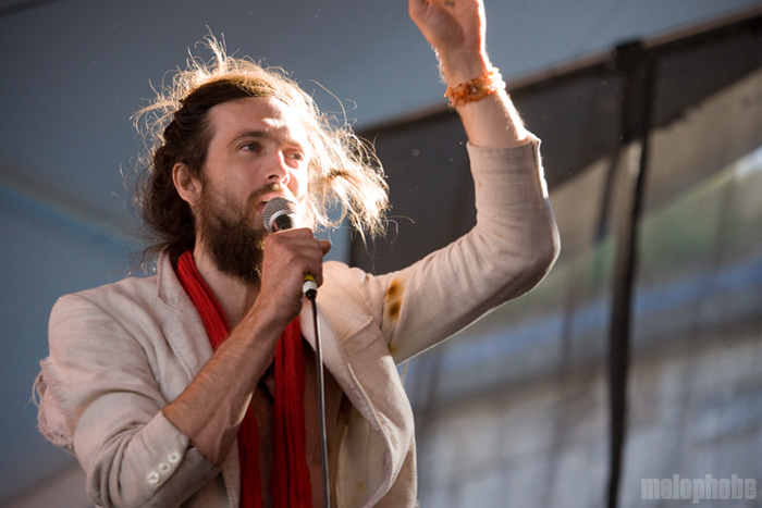 Edward Sharpe and the Magnetic Zeros, August 1, 2010. Photo by Steve Benoit.