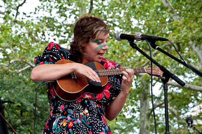 tUnE-yArDs at Central Park SummerStage, August 1, 2010. Photo by Chris Barth.