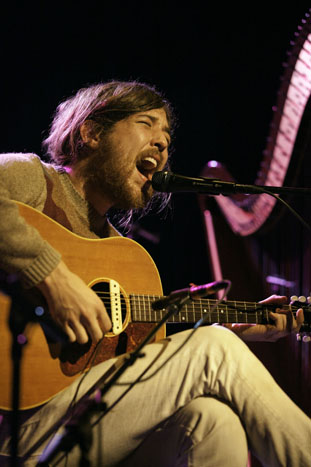 Robin Pecknold at The Moore Theatre, August 4, 2010. Photo by Erin Lodi.