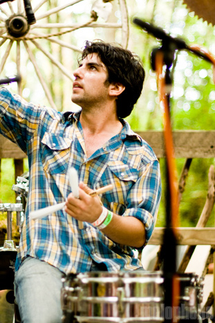 Langhorne Slim at Pendarvis Farm, August 7, 2010. Photo by Andrew Rasmussen and Ian McNeil.