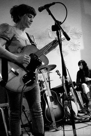 Thao at Holocene, August 22, 2010. Photo by Ro Tam.
