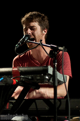 Jukebox the Ghost at Music Hall of Williamsburg, September 16, 2010. Photo by Chris Barth.
