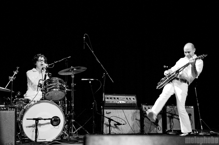 The Golden Bears at Aladdin Theater, October 7, 2010. Photo by Ro Tam.