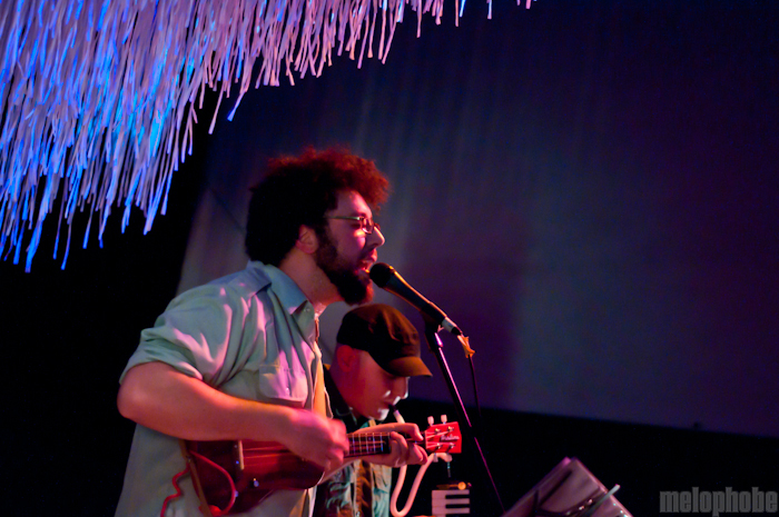 Neutral Uke Hotel at Cameo Gallery, October 21, 2010. Photo by Chris Barth.