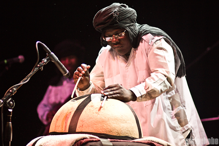 Khaira Arby at Aladdin Theater, March 12, 2011. Photo by Troy Dunham.
