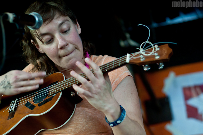 tUnE-yArDs at Red 7 & The Parish, March 16, 2011. Photo by Chris Barth.